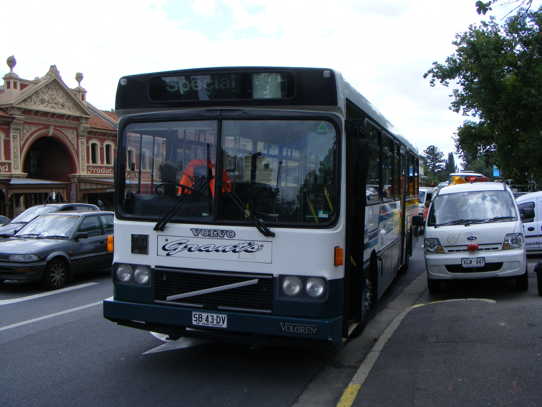 Grant's Coach Lines BUS IMAGE GALLERY